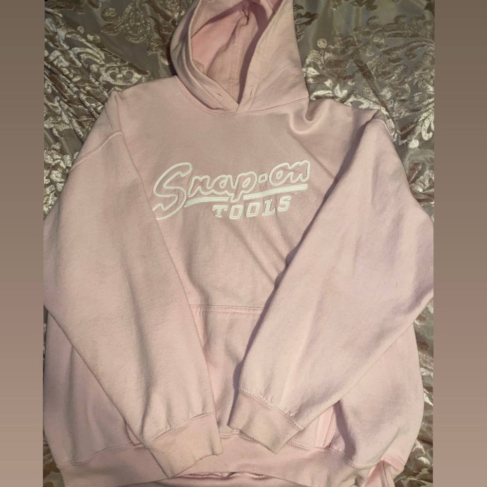 SnapOn Tools pink sweatshirt